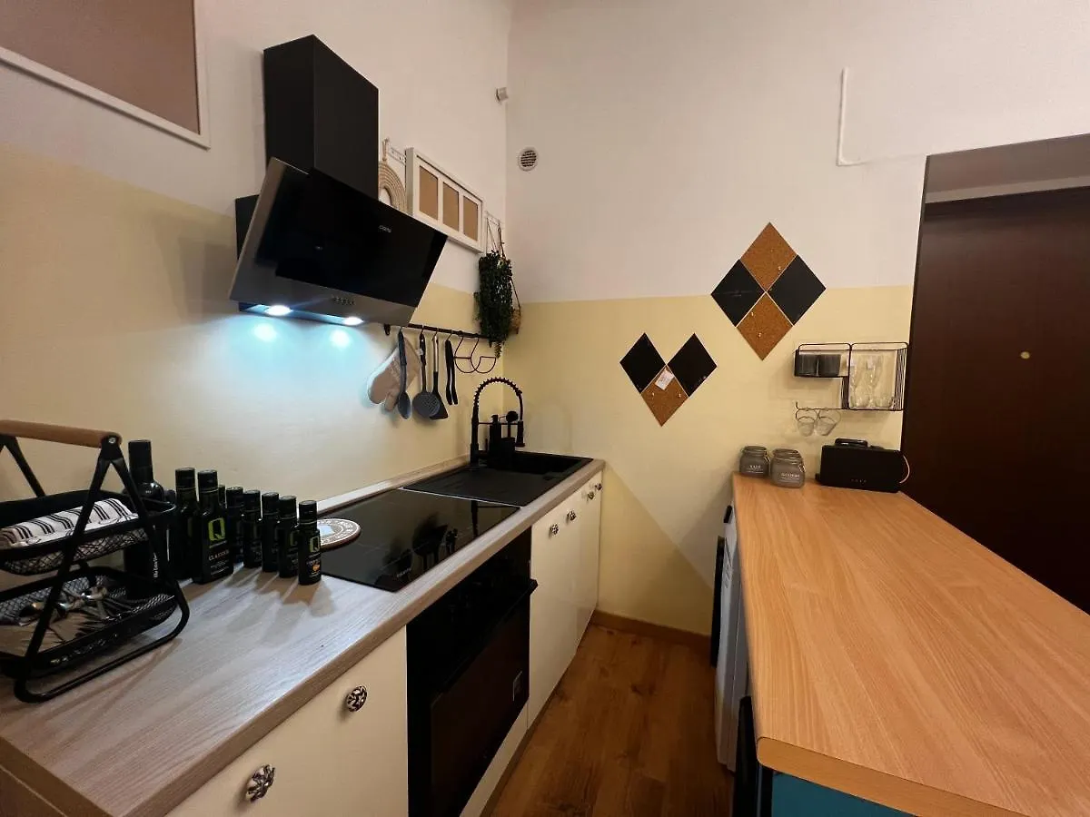 Appartamento Regina Milano Ai Navigli - Sky Tv, Wifi And Breakfast Box