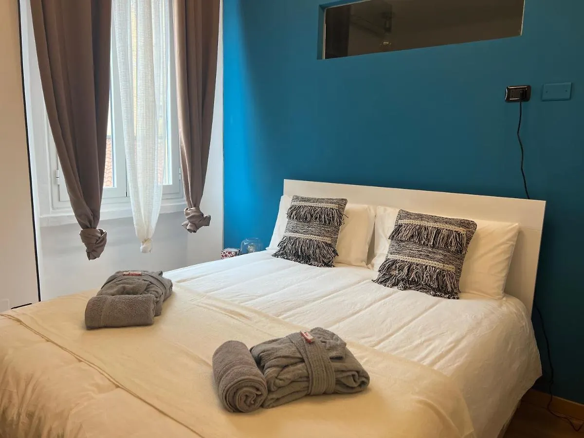 Regina Milano Ai Navigli - Sky Tv, Wifi And Breakfast Box Apartment 0*, Milan
